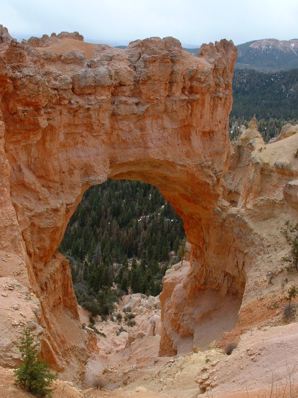 An arch, Bryce Canyon, Utah